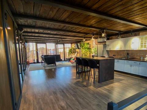 комерційна за адресою Грушевського, 15а