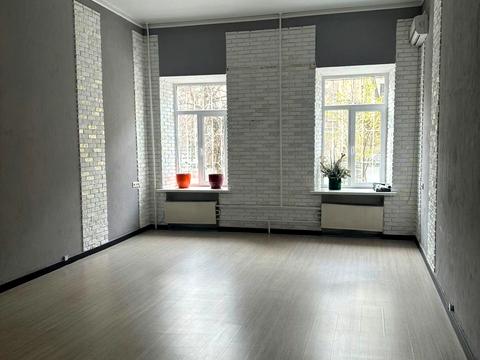 коммерческая по адресу Институтская ул., 11А