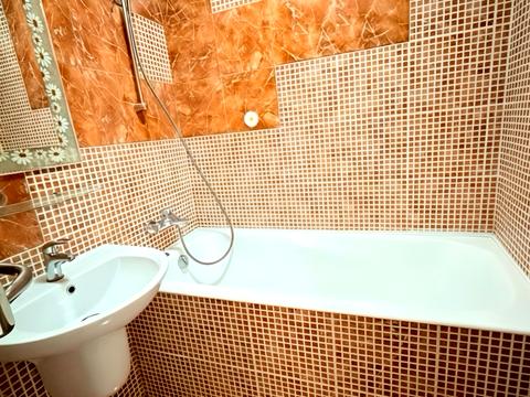 квартира за адресою Академіка Глушкова просп., 12