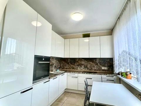 квартира за адресою Академіка Заболотного вул., 84