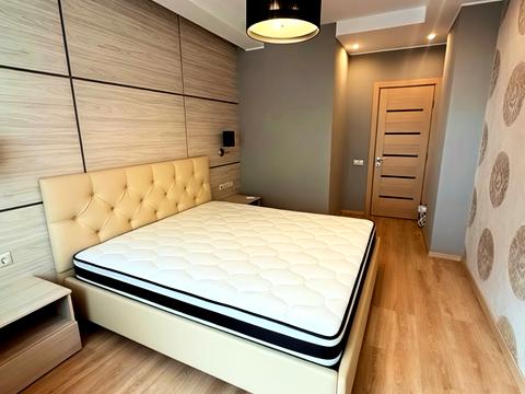 квартира за адресою Академіка Глушкова просп., 9-В