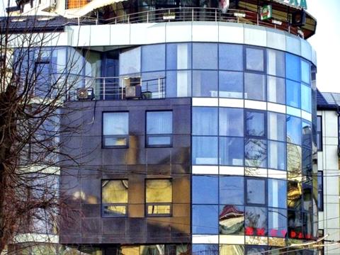 комерційна за адресою Василіянок вул., (Будинок)