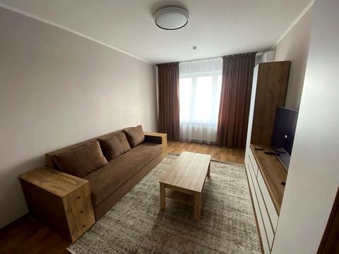 квартира за адресою Київ, Сім'ї Кульженків вул. (Петра Дегтяренка), 21