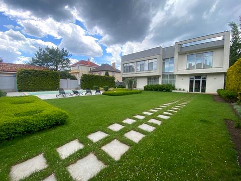 будинок за адресою Незалежністі