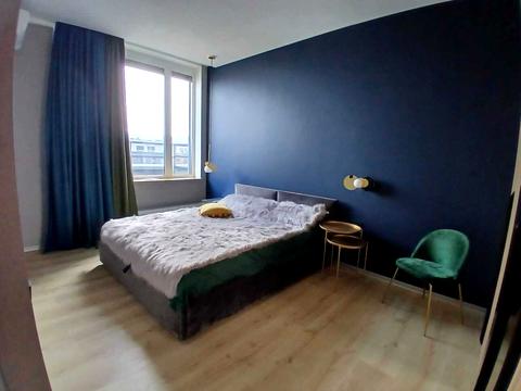 квартира за адресою Дніпровська набережна вул., 14-Б