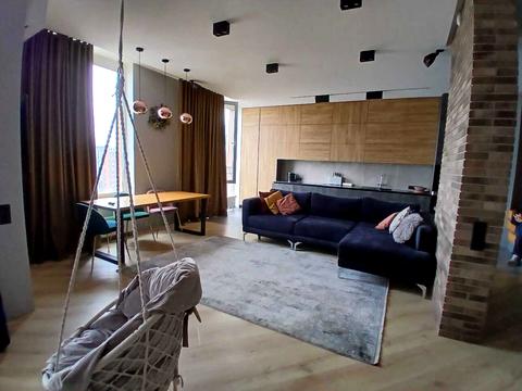 квартира за адресою Дніпровська набережна вул., 14-Б