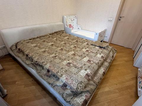 квартира за адресою Київ, Юрія Іллєнка вул. (Мельникова), 10