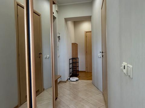 квартира за адресою Київ, Юрія Іллєнка вул. (Мельникова), 10