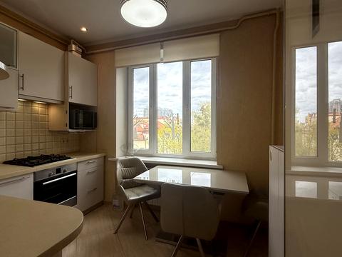 квартира за адресою Київ, Юрія Іллєнка вул. (Мельникова), 10