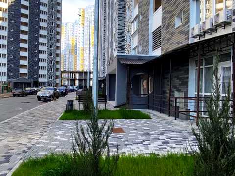 квартира за адресою Ревуцького вул., 54