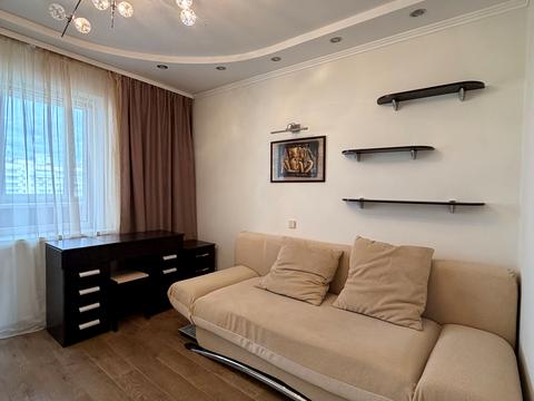 квартира по адресу Ларисы Руденко ул., 10