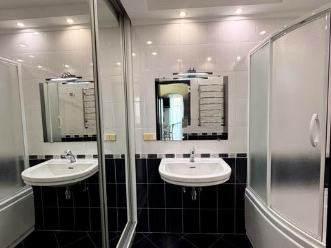 квартира по адресу Ларисы Руденко ул., 10