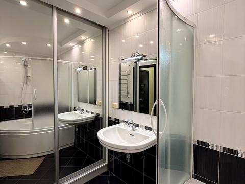 квартира по адресу Ларисы Руденко ул., 10