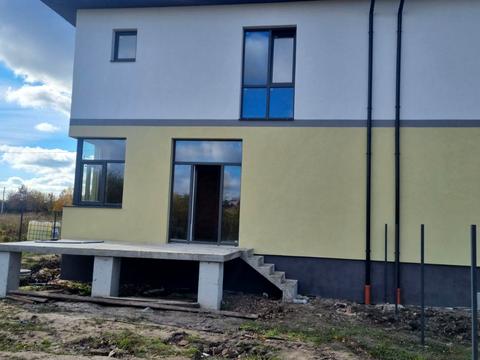 будинок за адресою Івасюка вул.