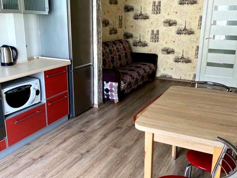 квартира за адресою Трамвайна вул. (Революційна), 3