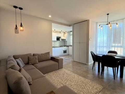 квартира по адресу Українська ул., 83б к.1-5