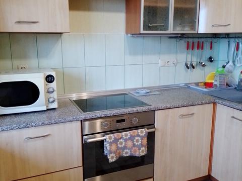 квартира за адресою Райдужна вул., 1