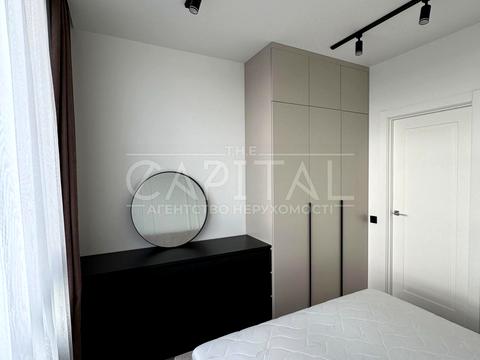 квартира за адресою Київ, Салютна вул., 2к1