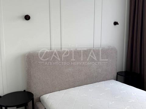 квартира за адресою Київ, Салютна вул., 2к1