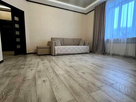 квартира за адресою Олега Ольжича вул. (Разіна), 16