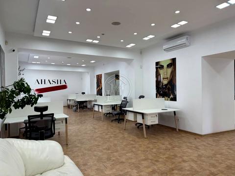 комерційна за адресою Гоголя вул., 17