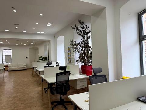 комерційна за адресою Гоголя вул., 17