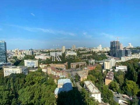 квартира по адресу Леси Украинки бульв., 7-В