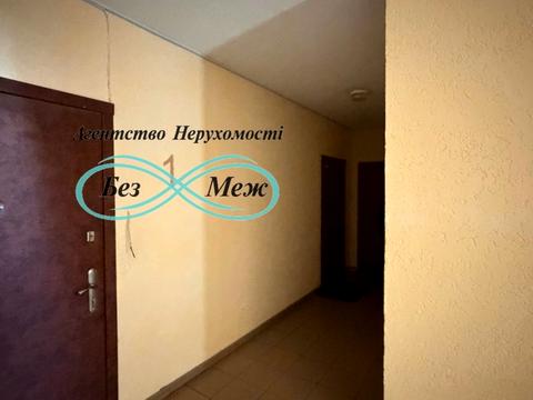 комерційна за адресою Лесі Українки вул., 6