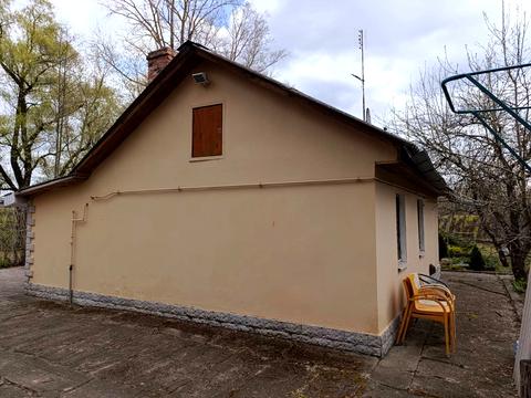 будинок за адресою Дачна