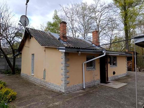 будинок за адресою Дачна