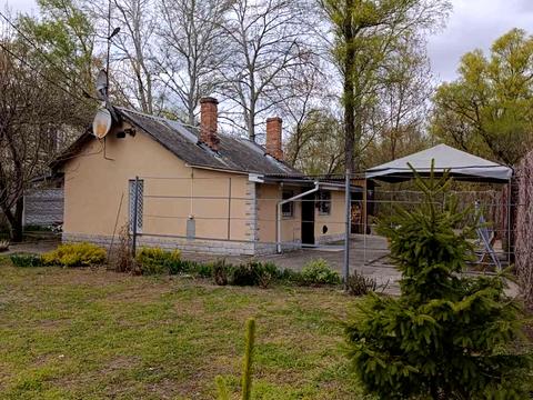 будинок за адресою Дачна