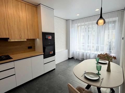 квартира за адресою Соборна вул., (Будинок 41)