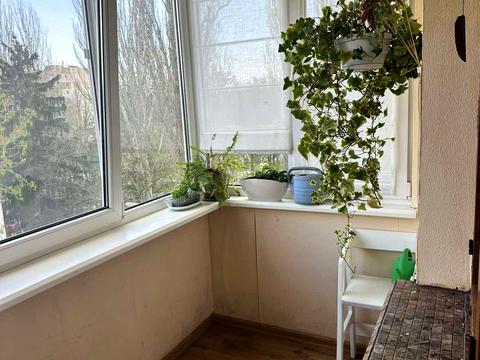 квартира за адресою Героїв Крут вул. (Валентини Терешкової), 54