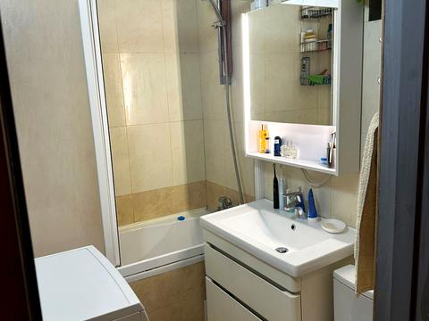 квартира за адресою Героїв Крут вул. (Валентини Терешкової), 54