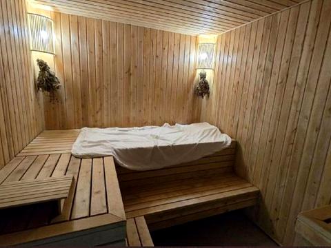 будинок за адресою 4-та вулиця, 222