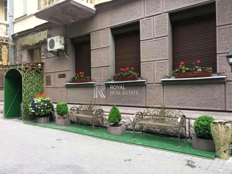 комерційна за адресою Михайла Грушевського вул., 170