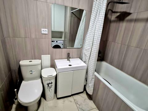 квартира за адресою Михайла Максимовича вул., 3