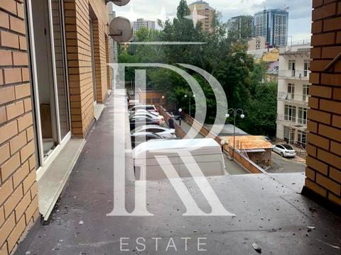 коммерческая по адресу Василия Тютюнника ул. (Анрі Барбюса), 5-В