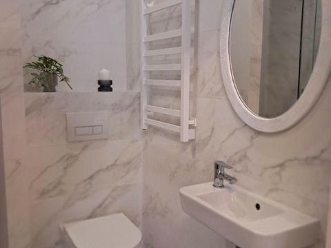 квартира за адресою Київ, Причальна вул., 10