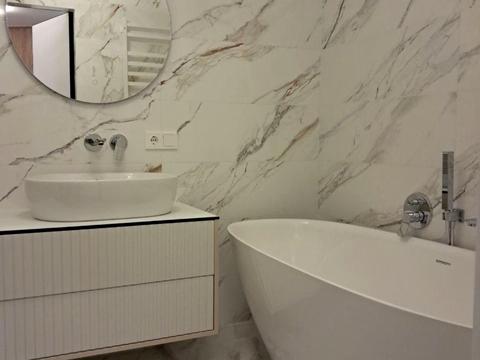 квартира за адресою Київ, Причальна вул., 10