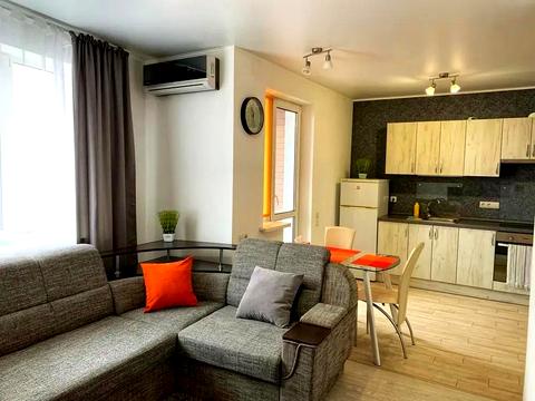 квартира по адресу Героев Полка "Азов ул. (Малиновского маршала), 8