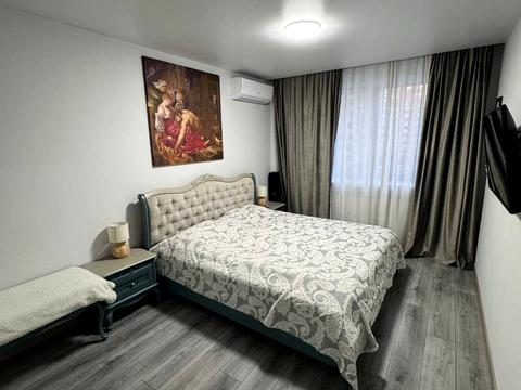 квартира по адресу Співдружності ул., 1
