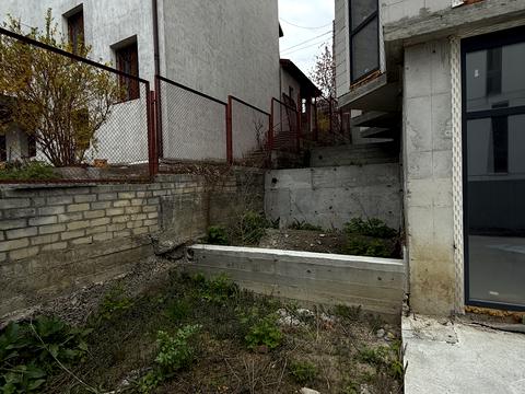 комерційна за адресою Болсуновський пров. (Мічуріна), 8