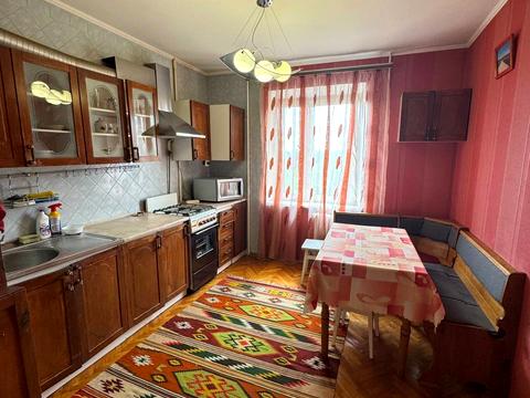 квартира за адресою Данила Галицького вул., 12а