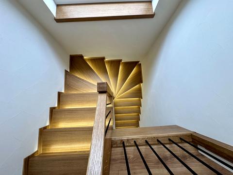 будинок за адресою с. Петропавлівська Борщагівка, Черкаська вул.