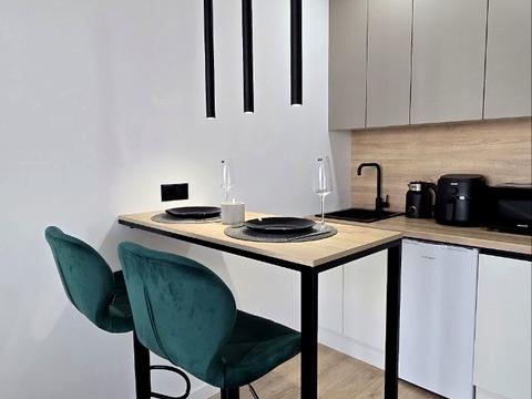 квартира за адресою Кам'янська вул. (Дніпродзержинська), 127-А