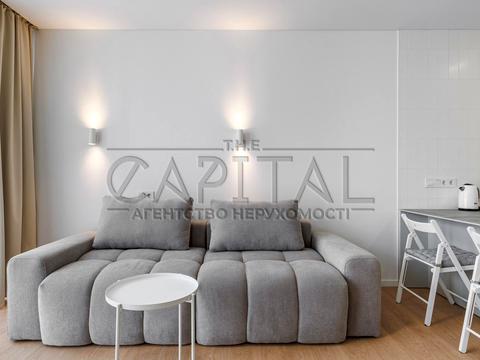 квартира за адресою Київ, Святослава Хороброго вул., 11-Б