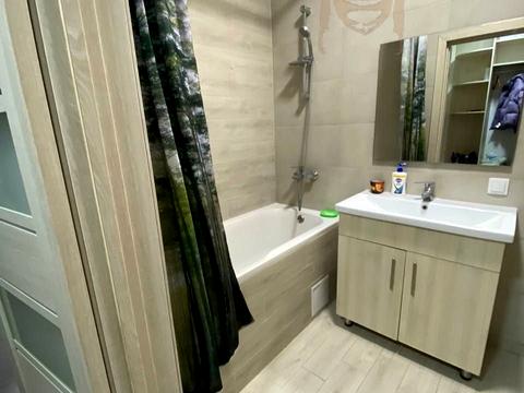 квартира за адресою с. Гатне, Покровська вул. (Радянська), 2/4