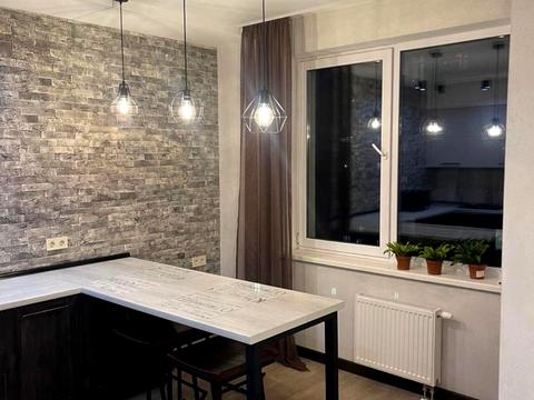 квартира за адресою В'ячеслава Чорновола вул., 2-А