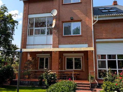 будинок за адресою Ломаківська вул. (Мічуріна)